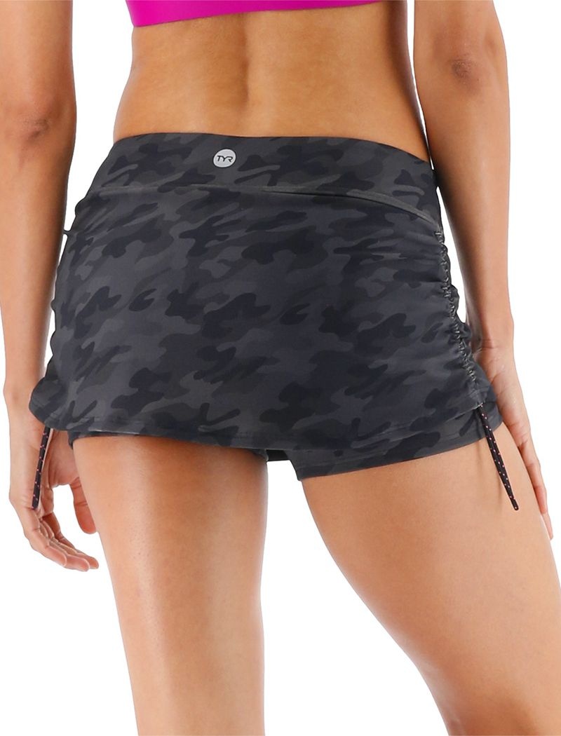 Black Camo Tyr Durafast Elite® Della Women's Shorts | US-TEUD47365